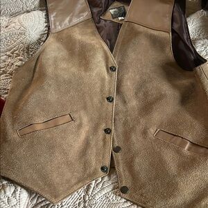 Vintage chasser leather vest